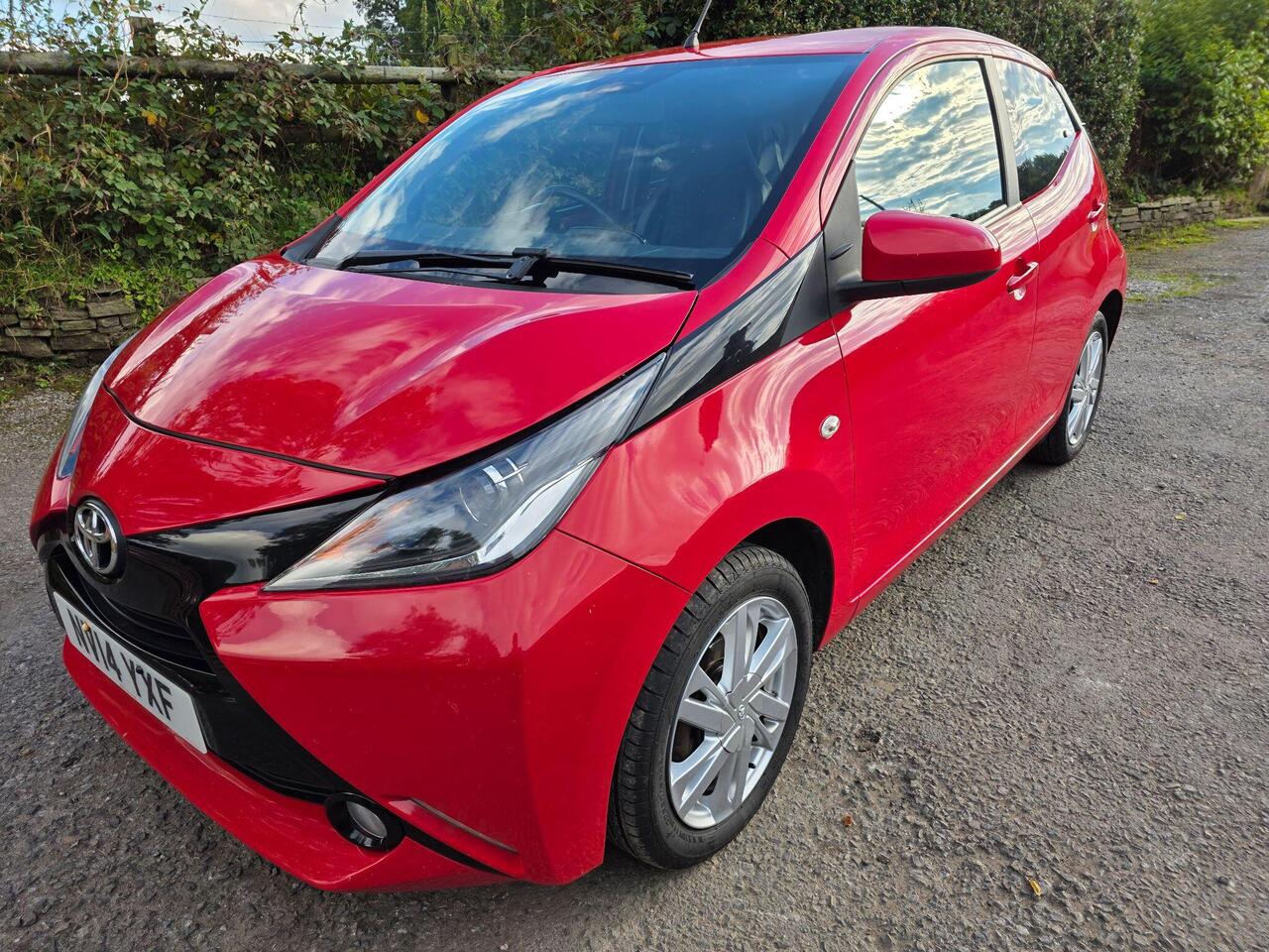 Toyota AYGO photo 3 of 22