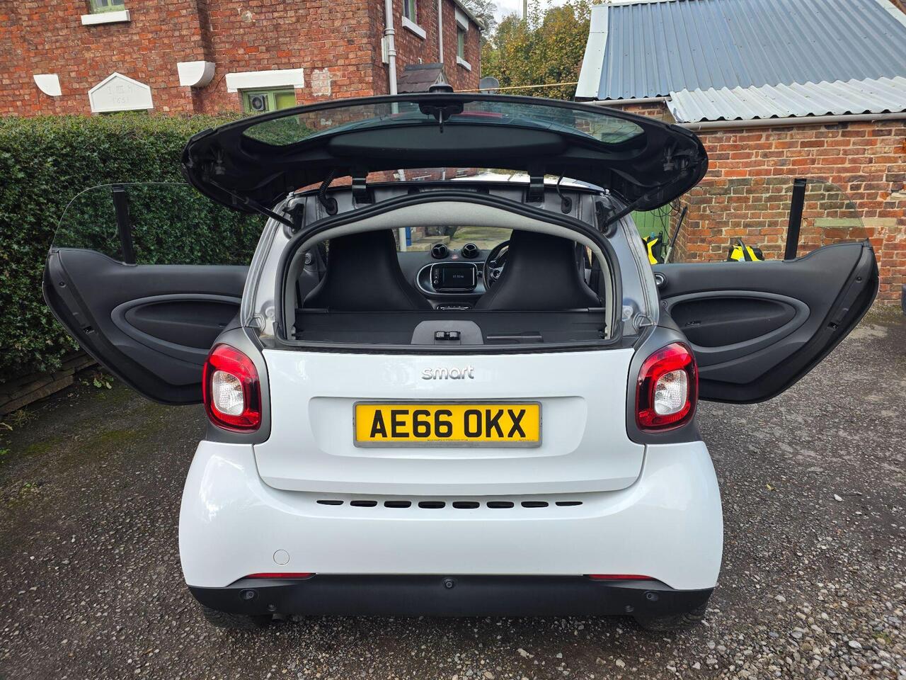Smart fortwo Prime photo 18 of 50