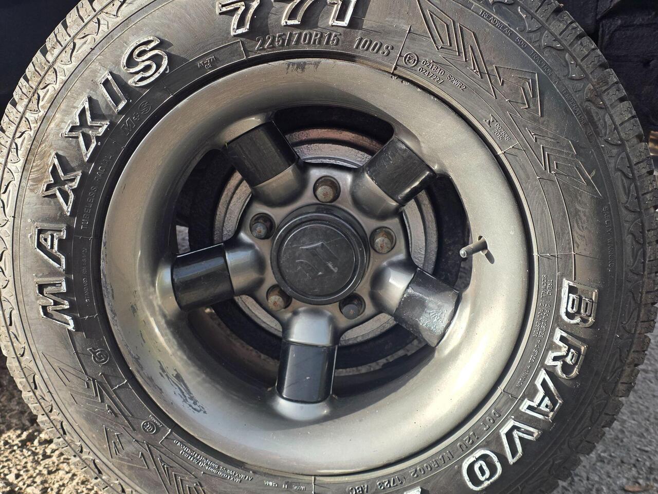 Suzuki Jimny photo 42 of 61