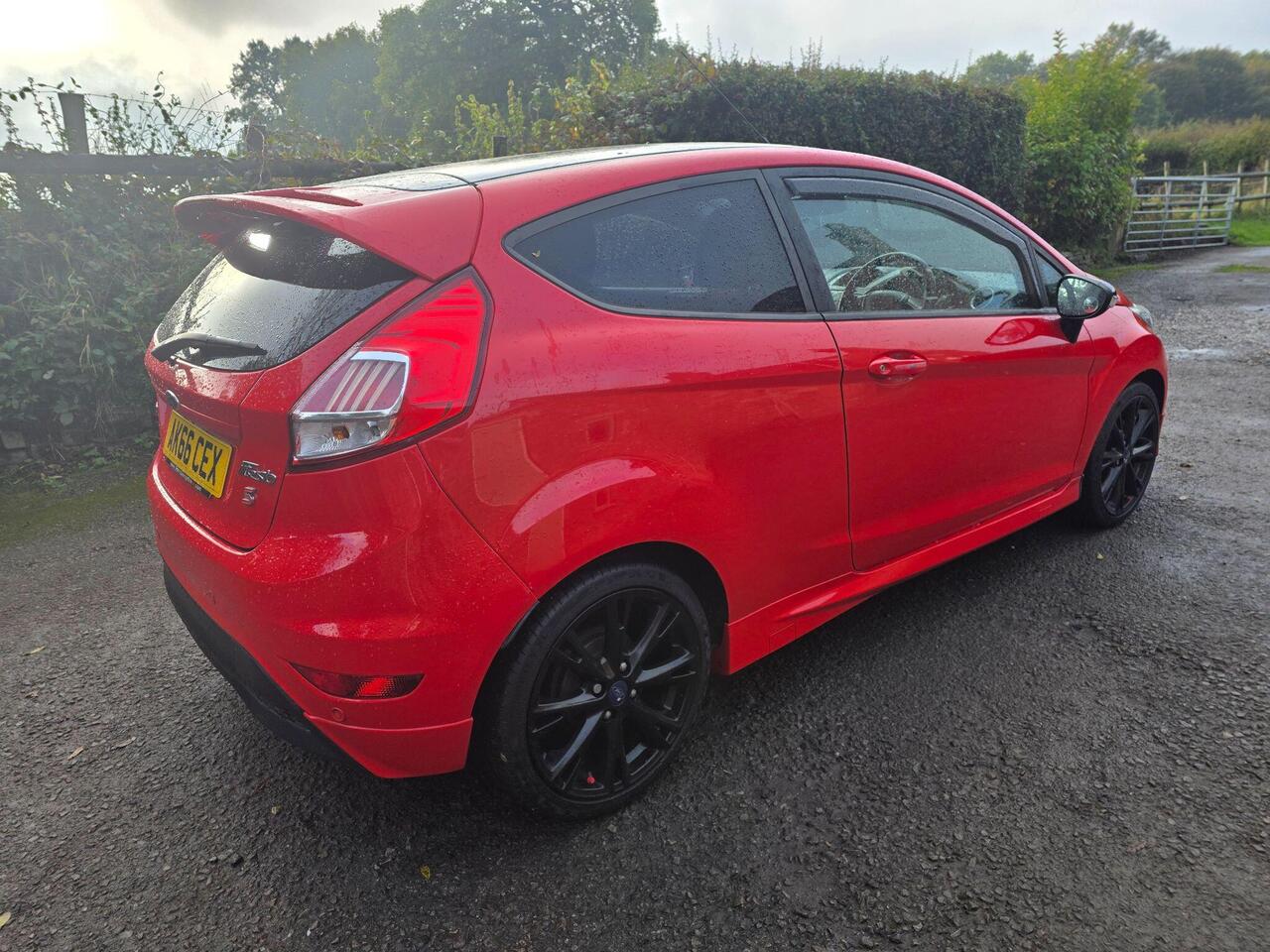 Ford Fiesta Zetec S photo 62 of 62