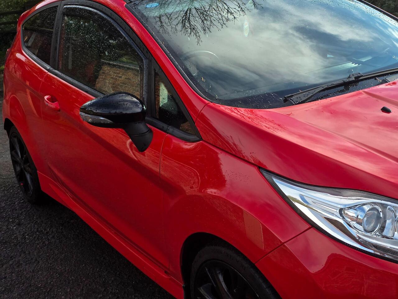 Ford Fiesta Zetec S photo 45 of 62