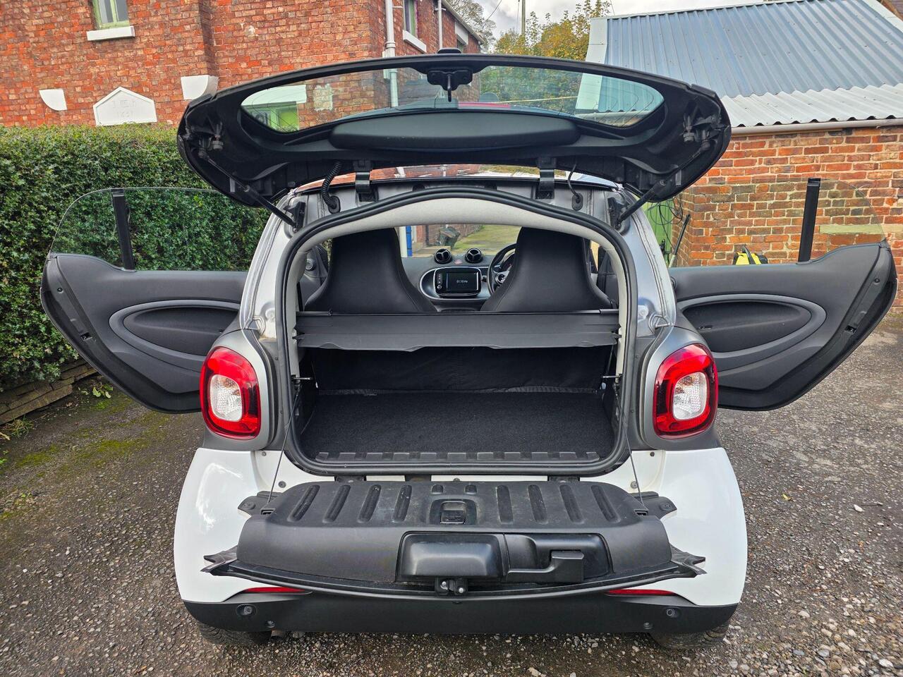 Smart fortwo Prime photo 41 of 50