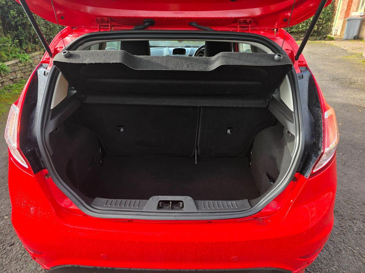Ford Fiesta Zetec S photo 49 of 62