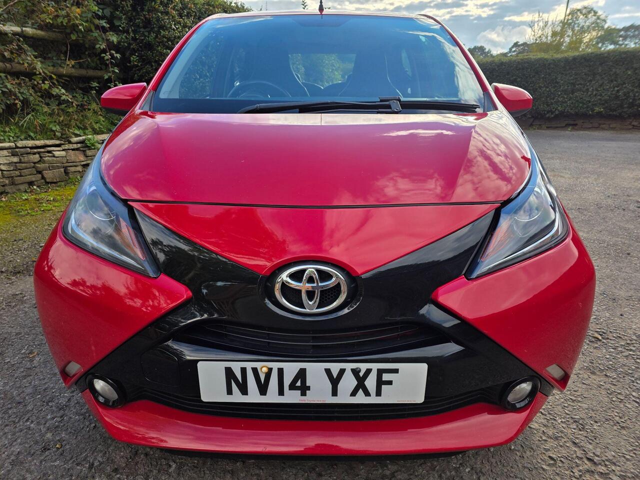 Toyota AYGO photo 8 of 22