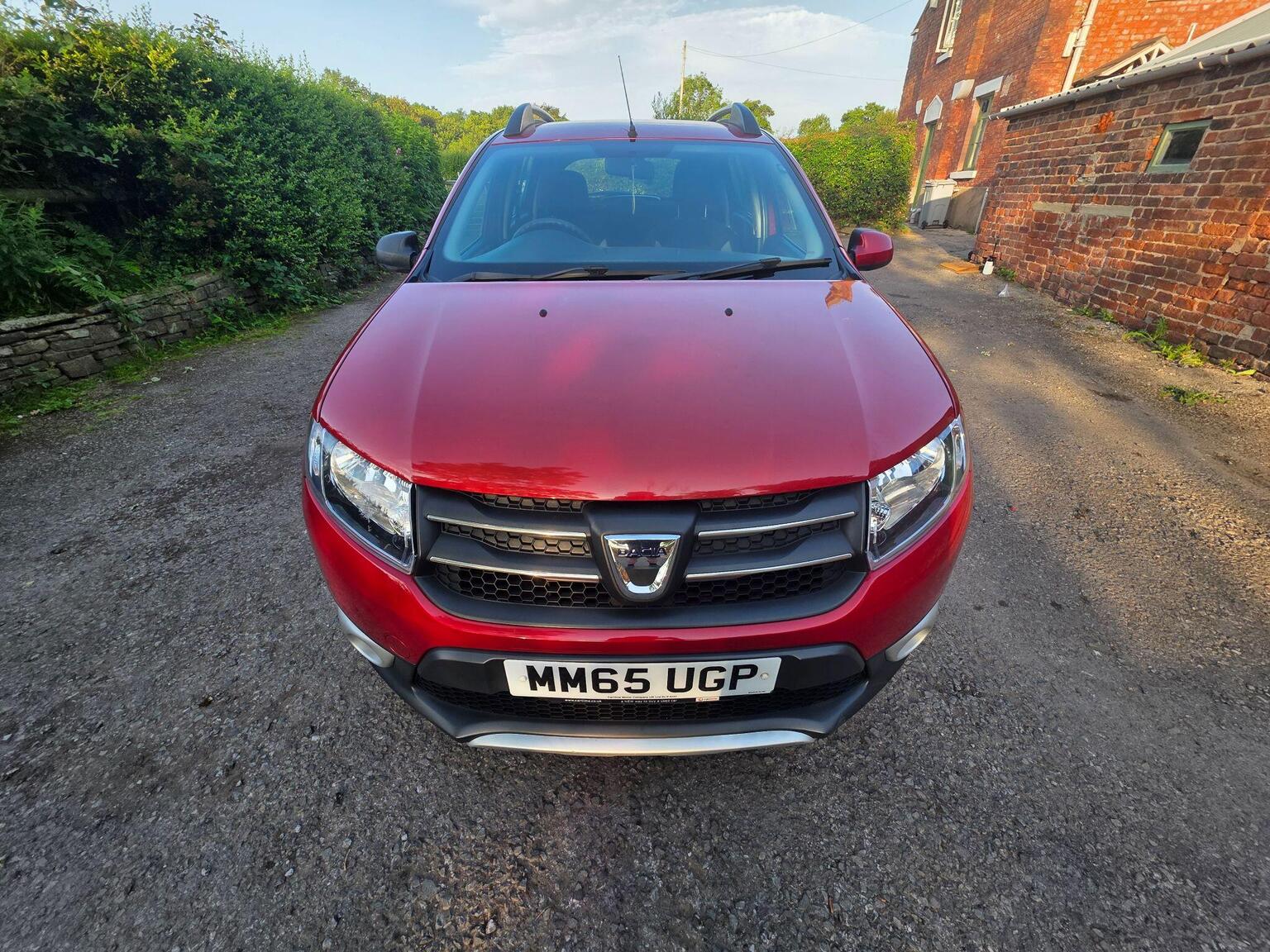 Dacia Sandero Stepway photo 17 of 20