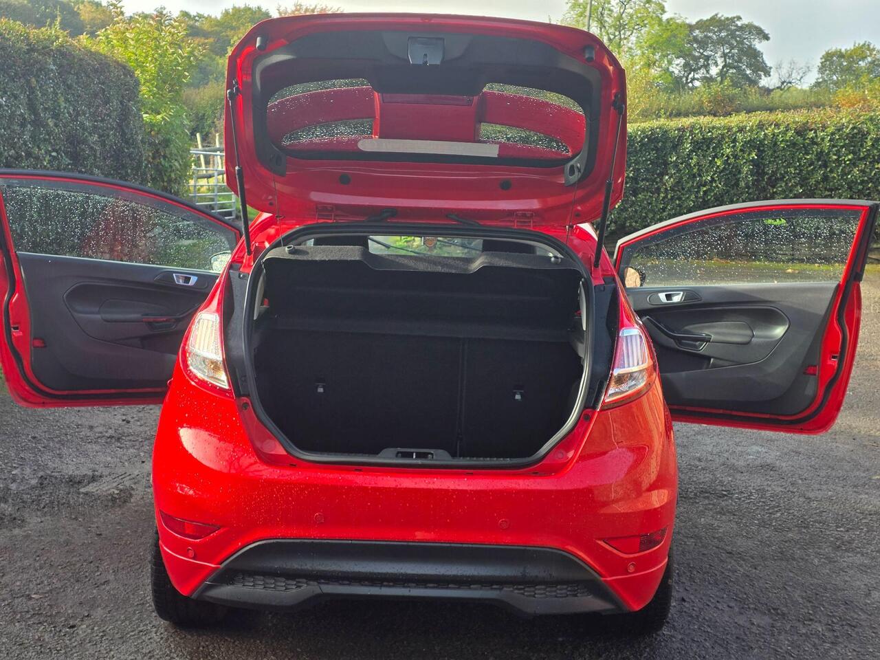 Ford Fiesta Zetec S photo 47 of 62