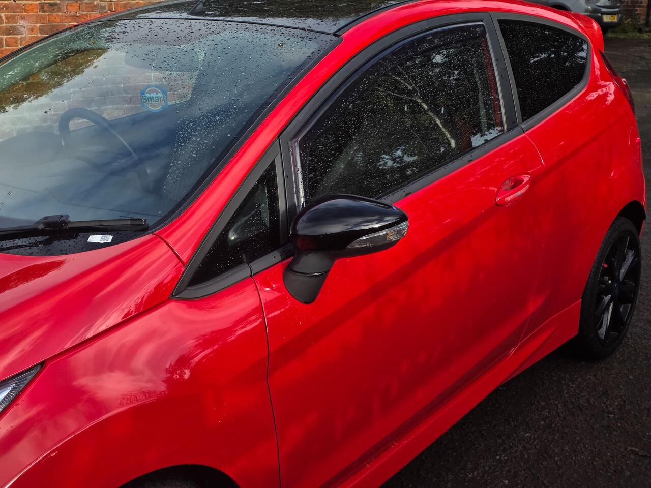 Ford Fiesta Zetec S photo 44 of 62