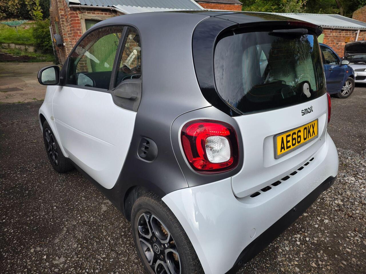 Smart fortwo Prime photo 16 of 50